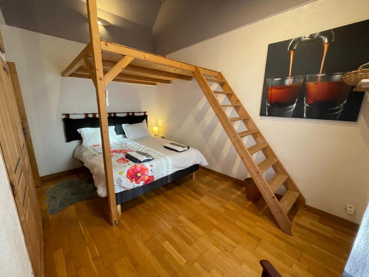 Russan Le Calme De La Garrigue Bed & Breakfast エクステリア 写真