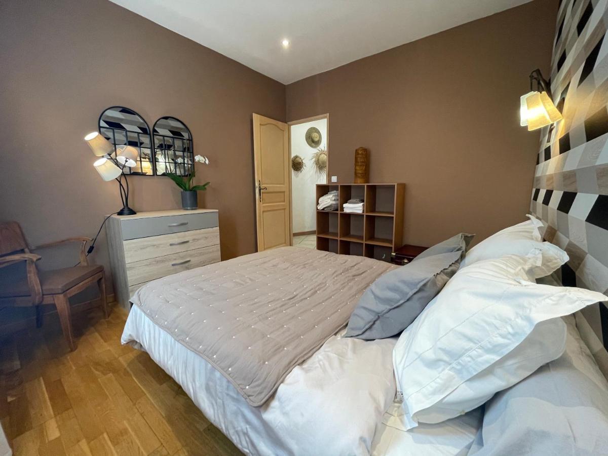 Russan Le Calme De La Garrigue Bed & Breakfast エクステリア 写真