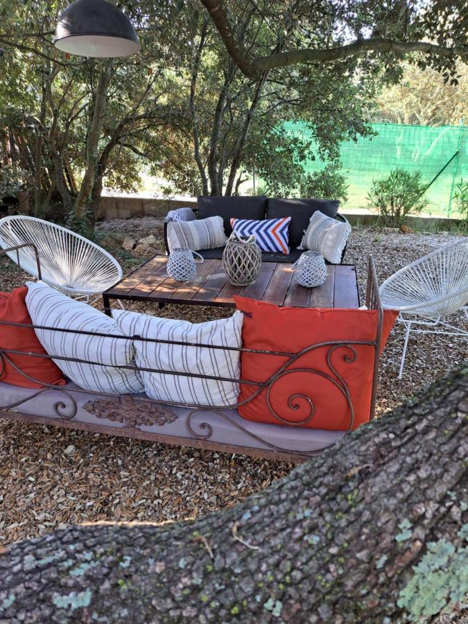Russan Le Calme De La Garrigue Bed & Breakfast エクステリア 写真